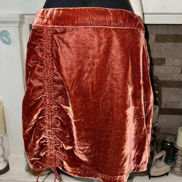 Free people revolve, Viviene velvet miniskirt one silhouette with cinch tie - Picture 1 of 8